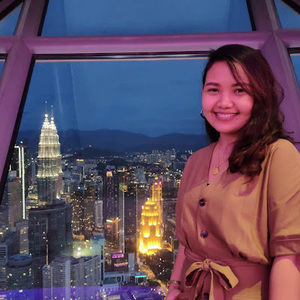 Meet your Posher, Cristina